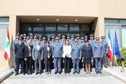 Photo de groupe, c��r��monie de remise dipl?me pour le master 2 s��curit�� int��rieure, le 28 sept 2022 Beyrouth